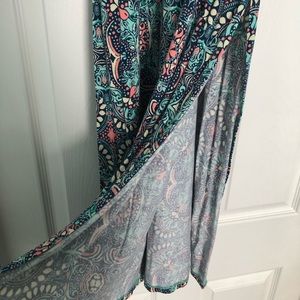 ✨3 for $15 bundle✨ Paisley Print Maxi Skirt.